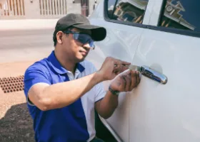 Car Locksmith in Roseland, CA